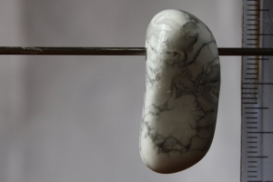 Anhänger gebohrt Magnesit Unikat